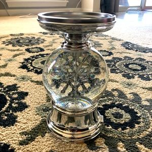 Bath and Body Works snowflake water globe.